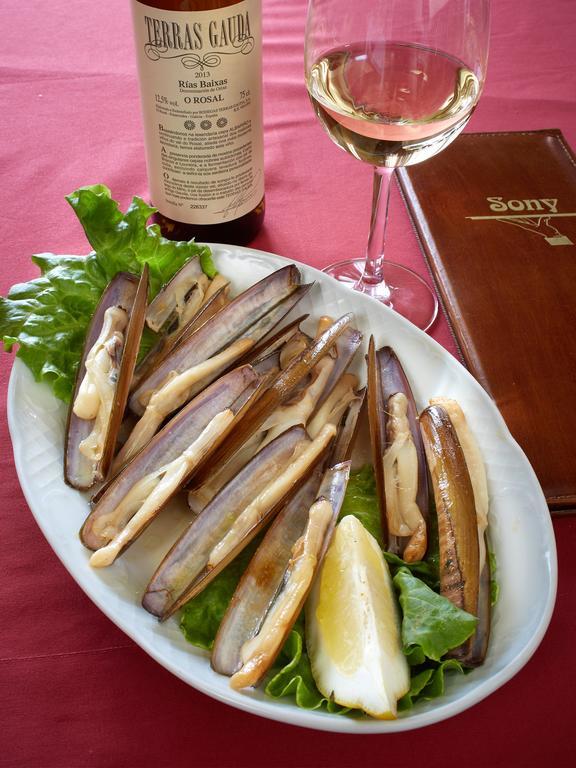 Pension Restaurante Sony メリーデ エクステリア 写真